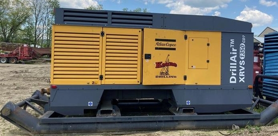 Compresseur portable à réservoir diesel de 975L XRVS1350 pour applications industrielles