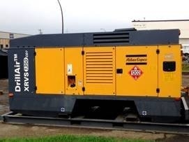 Compresseur portable compact et performant XRVS1350 Le choix parfait pour votre entreprise