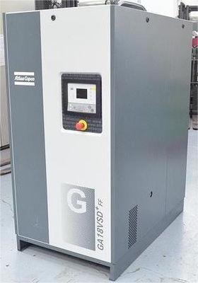 Atlas à vis rotative à injection d'huile, entraînement à vitesse variable Atlas VSD Plus avec alliage d'aluminium GA18VSD+