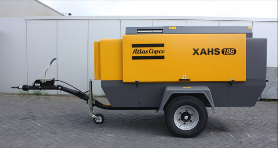 Compresseur portable de 90 kW XAHS186E+ FAD 11 M3/min Niveau de compression 1 pour le travail lourd